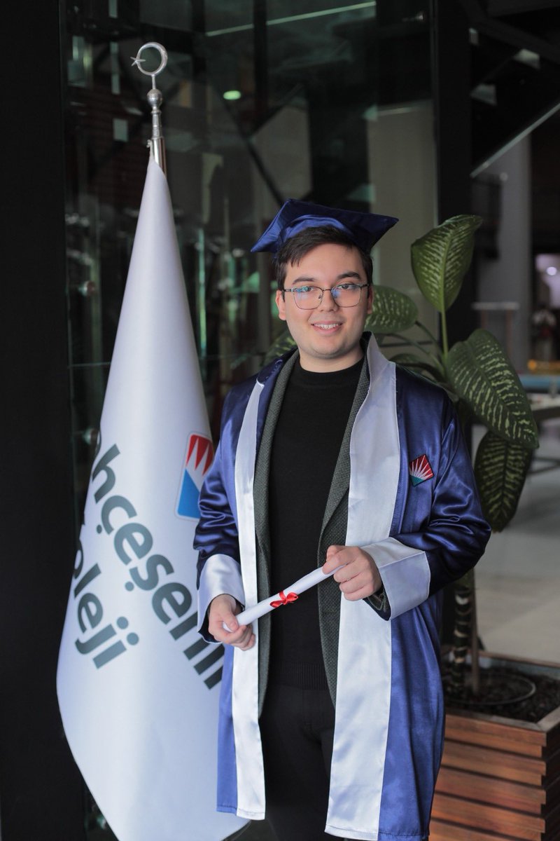 Bahçeşehir Koleji Manisa Fen ve Teknoloji Lisesi öğrencimiz Kağan Emre Tufan, dünya sıralamalarında 2. sırada bulunan Imperial College London dan kabul alarak bizlere büyük bir gurur yaşattı. Öğrencimizi yürekten tebrik ediyorum🙏🙏<a href="/EnverYucel/">EnverYucel</a> <a href="/HuseyinYucell/">Hüseyin Yücel</a> <a href="/koccozlem/">Dr.Özlem Koç</a>