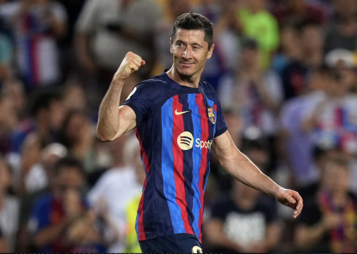 If you had to choose one?

Mariano Diaz                   Robert
                                                  Lewandowski