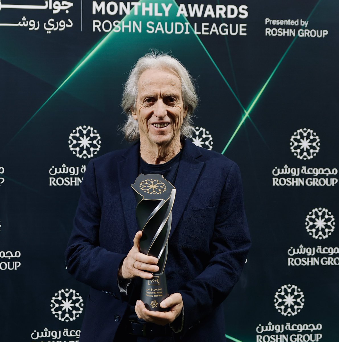 سيّـد المدربيـن ☝️
جورجي جيسـوس .. وجائـزة الأفضل في شهر فبراير 💛