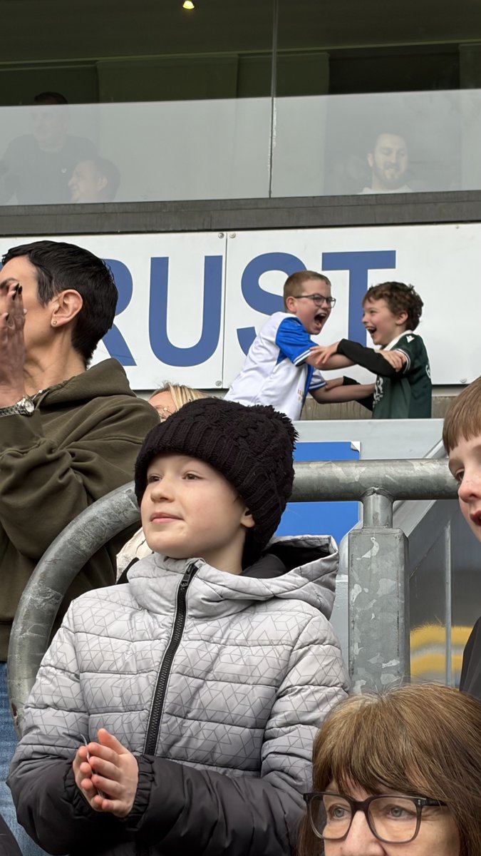 Paul Bell tweet media