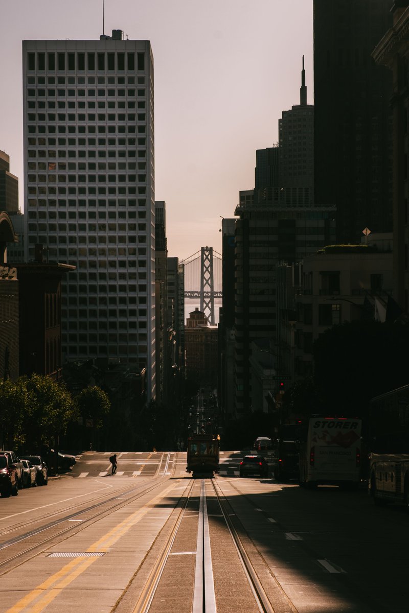 picsonthestreet's tweet photo. Once in San Francisco https://t.co/ZhVBuMElIH