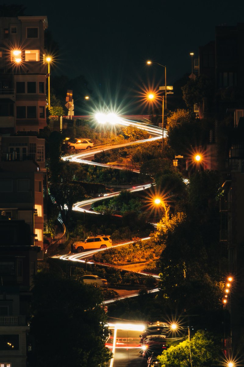 picsonthestreet's tweet photo. Once in San Francisco https://t.co/ZhVBuMElIH