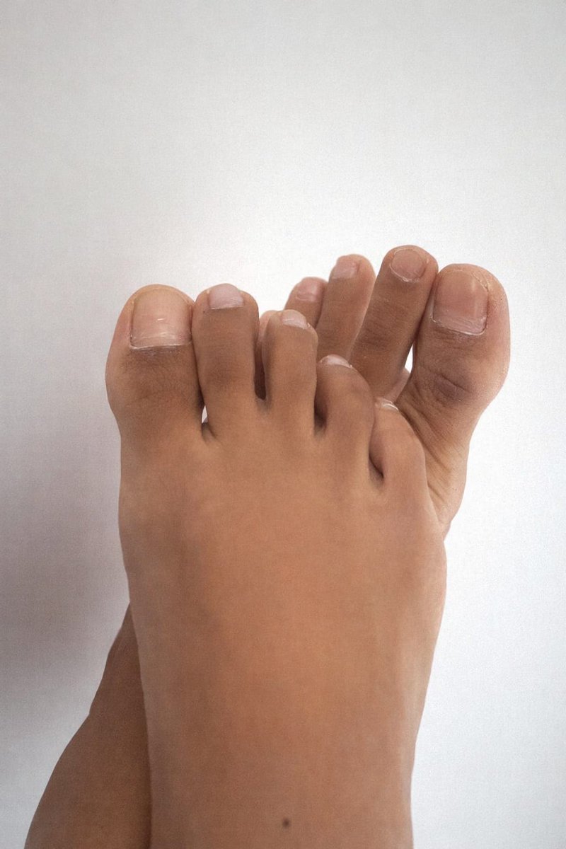 MySolesOF's tweet photo. Relajándome un poco… ¿qué harías con mis pies? 👣 #feet #footfetish #toes #prettyfeet #barefoot #footmodel #soles #toeslover #feetlovers #instafeet #feetpics #footaddict https://t.co/M2jHLZqGMX