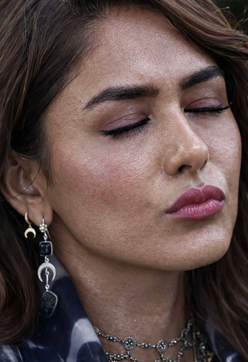 Seeing my <a href="/Rider4809465227/">Rider</a> mama's huge lolipop after many dayss makes me so hornyy and realizes me that how i being his slutty wife🥰 enjoying his banana by my sissy holes🙈🙈