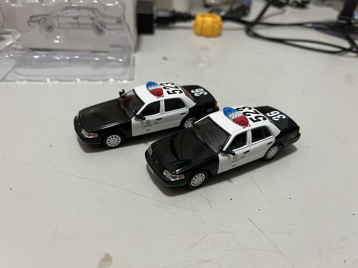 lxn1345295's tweet image. 一些596和绿光出品的洛杉矶警车模型
#greenlight  #64scale