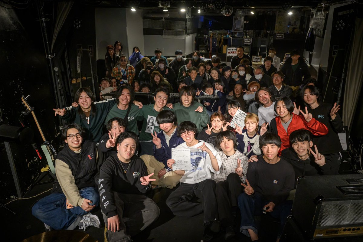 molto__official's tweet photo. thank you 3.7 CLUB RIVERST

取り急ぎ！！
“青”に似た何か、終了しました。
本日起こしくださった皆さまありがとうございました！どんな困難も笑い飛ばせるように頑張って行きます。
10日のライブもよろしくお願いします！

 #新潟  #バンド https://t.co/Y0RFIvaCmv