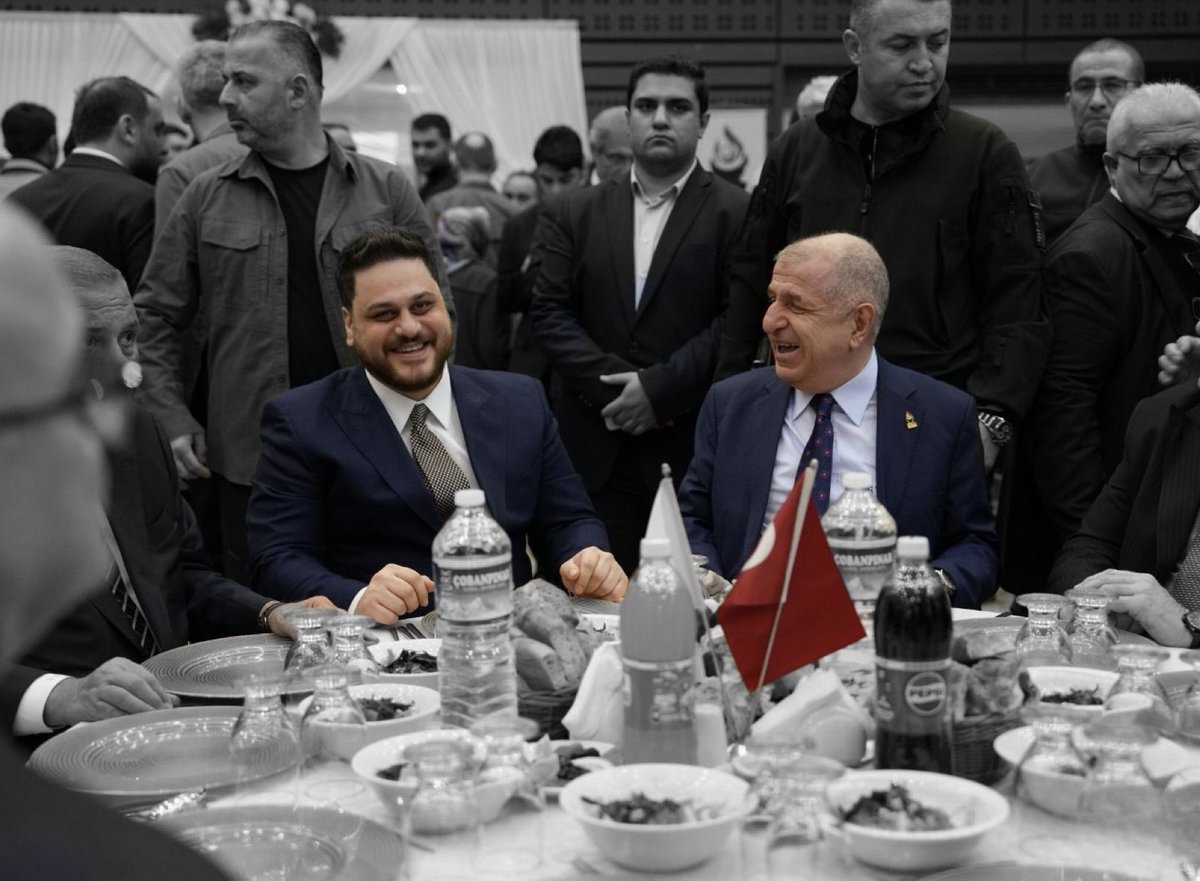 Türkler bir araya gelince yüzler gülüyor.