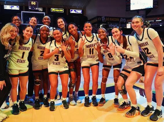 monicajean14's tweet image. GAME DAY 🏀🏀

#FINISH #GRIND