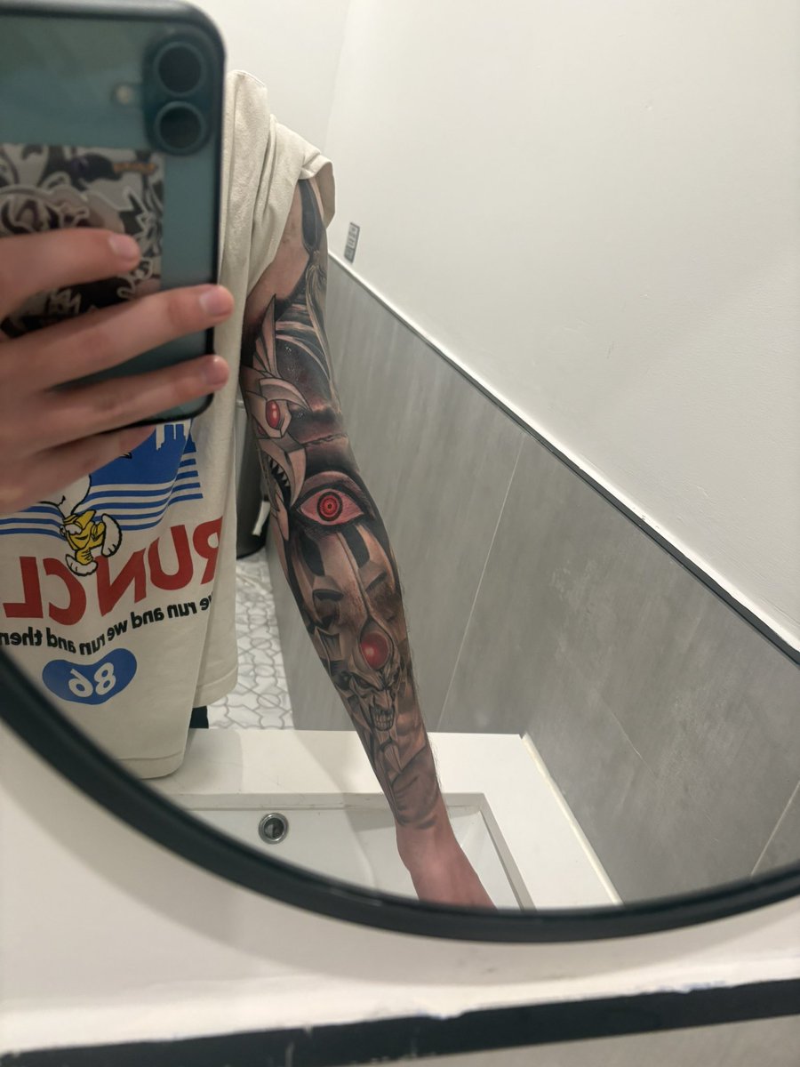 Alexander G tweet media