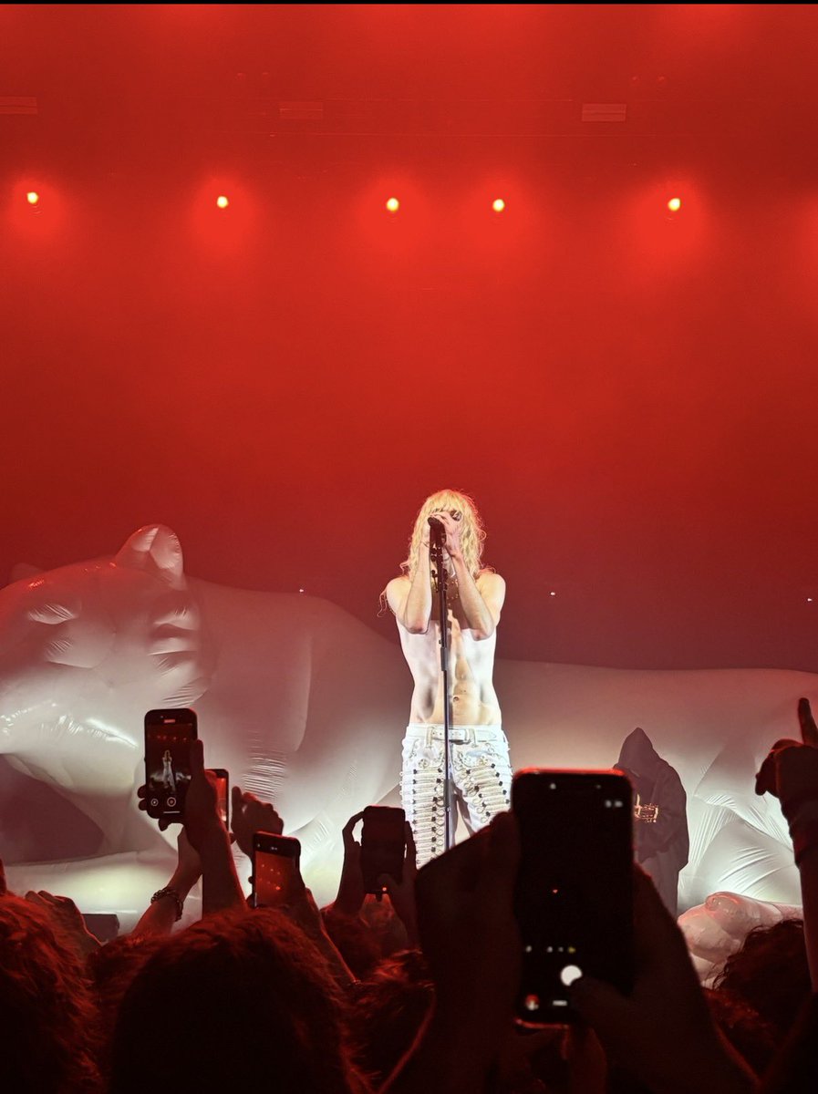 RJ 🇺🇸 tweet media