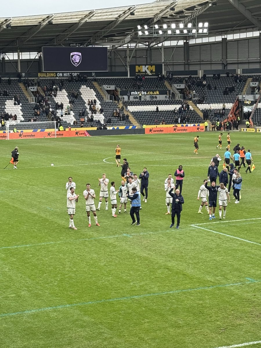d4ve_j's tweet photo. Well that was a decent day out #MillwallFC #awaydays https://t.co/WTqc2djnf2