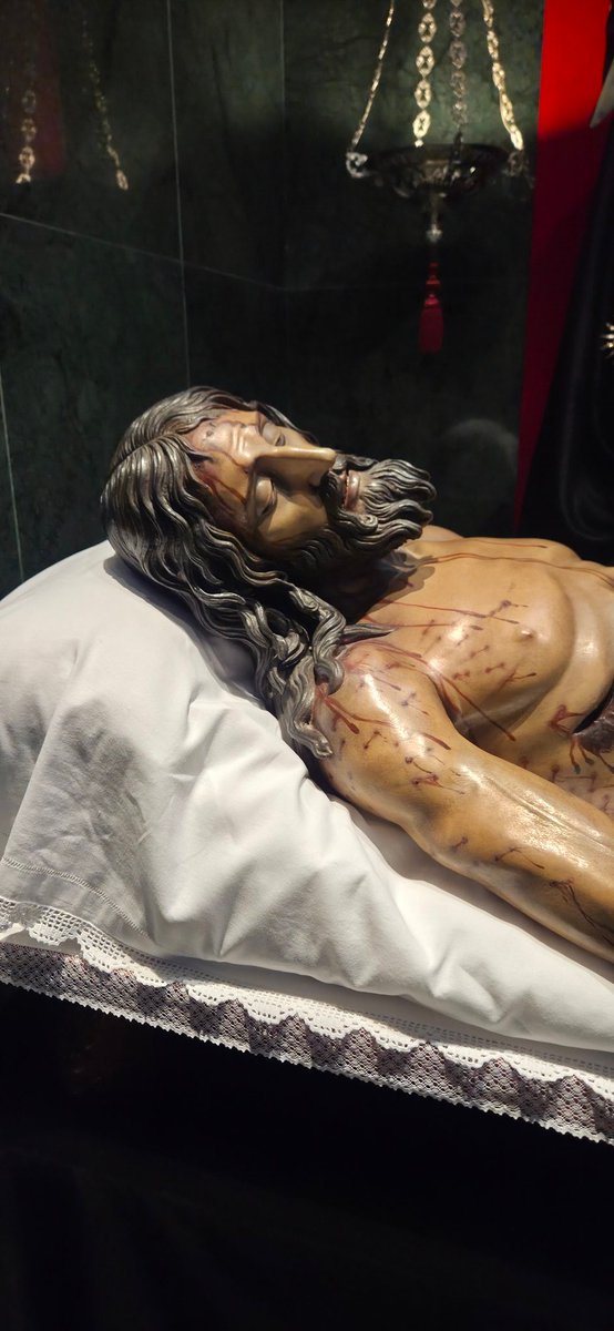 Angel28mlg's tweet photo. Santisimo Entierro (Almogia) #CofradíasMLG https://t.co/UZ7HaZmhVw