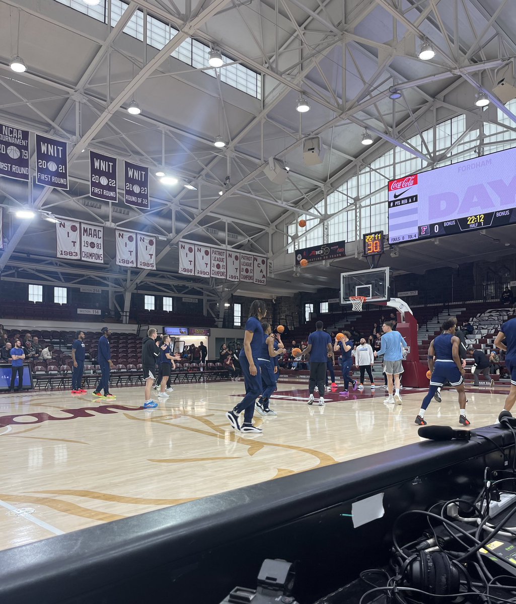 david16okula's tweet photo. Here in the Bronx for the regular season finale for @RhodyMBB against Fordham. Rams have already clinched a first-round bye in the A-10 Tournament, but they are playing for seeding today and looking to go into Pittsburgh with momentum.

Tip at 2 p.m. Follow along here for updates https://t.co/R5BUnPsRIU