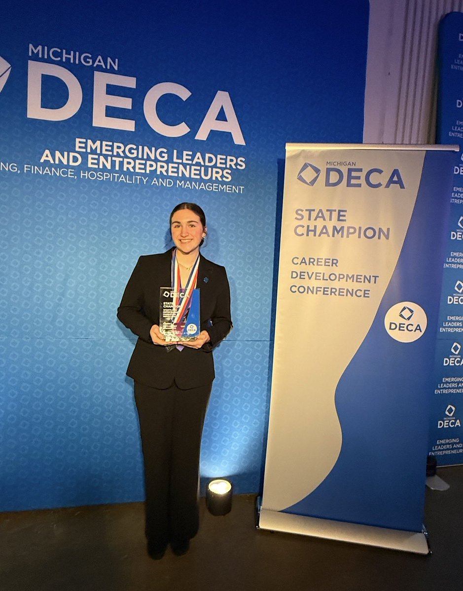 Vanessa Neace (2028🎓) tweet media