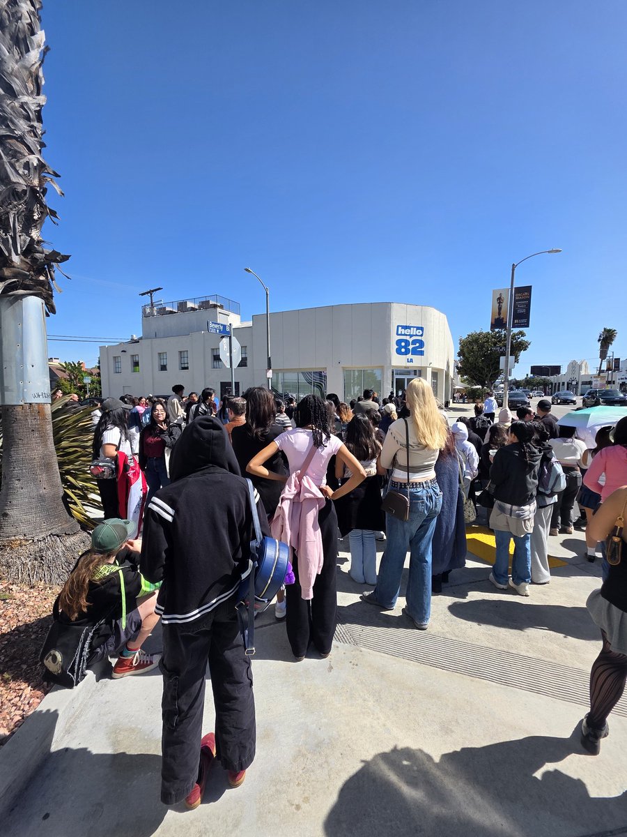 OGJustinSeagull's tweet photo. Ok yall wtf was that at Hell082LA?! Why did yall start running this is so embarrassing!
We just got our fandom name and yall not acting like LOCKETS!
GIRLSET u coming to chaos today. Good luck.
@GIRLSETofficial @hello82LA #GIRLSET #GIRLSET_Tweak #hello82 #hell082LA https://t.co/t2XNwN1UGC