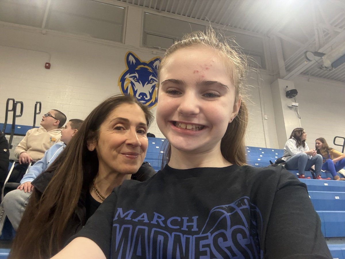 Ms.Caitee tweet media