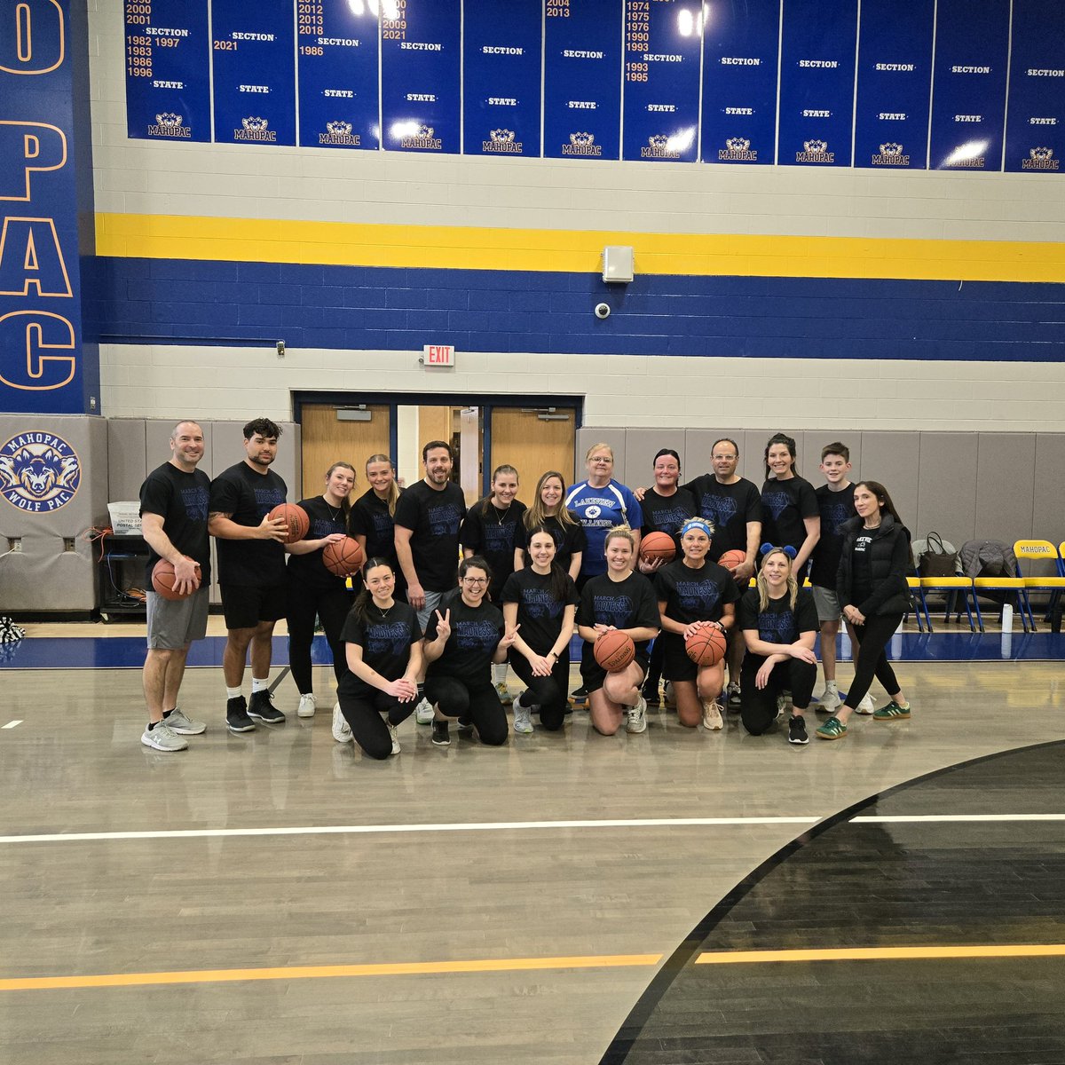 Ms.Caitee tweet media