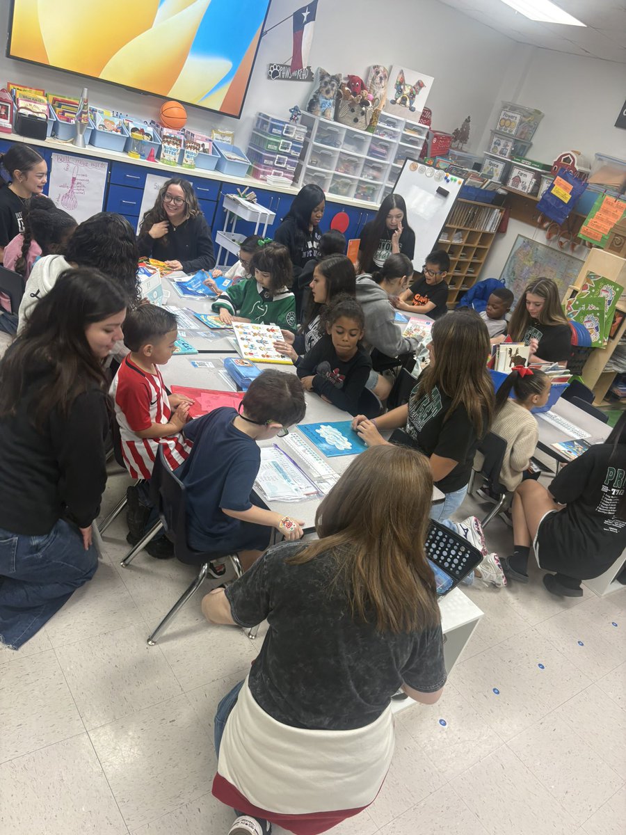 Pirate Volleyball tweet media