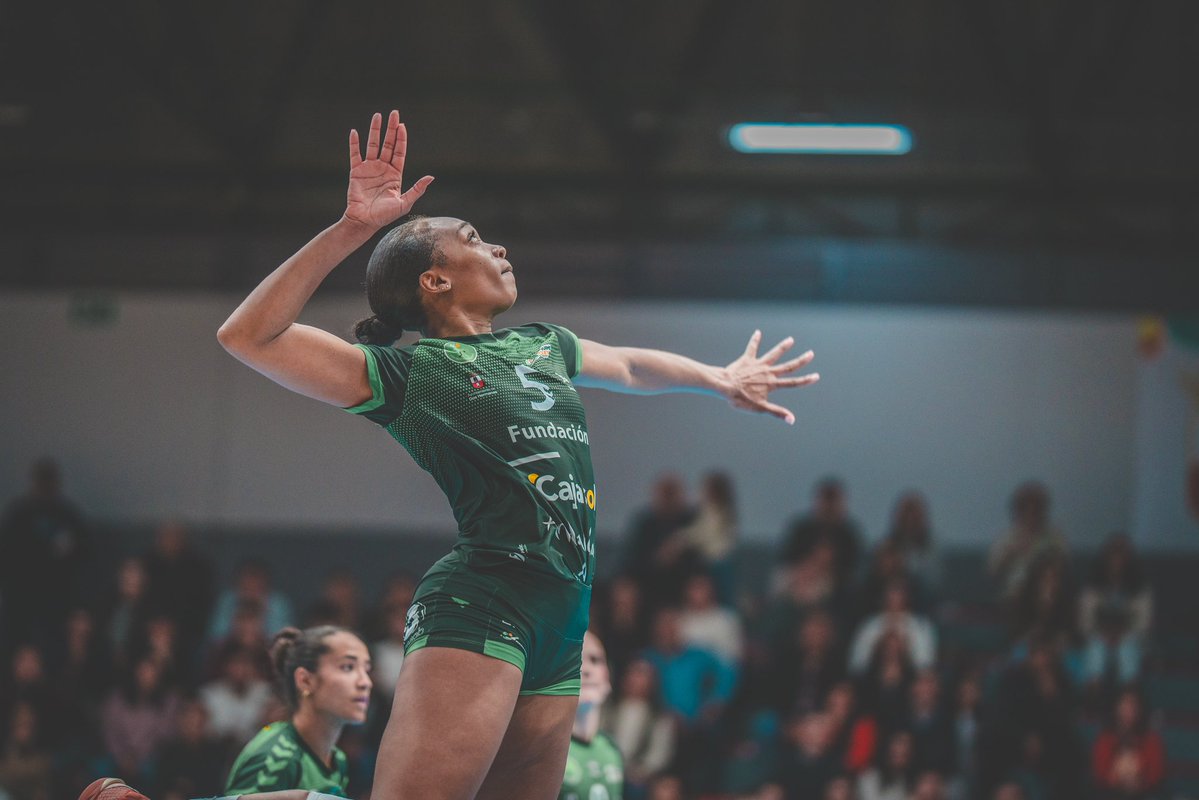 Club Voleibol Esquimo🏐💚 tweet media