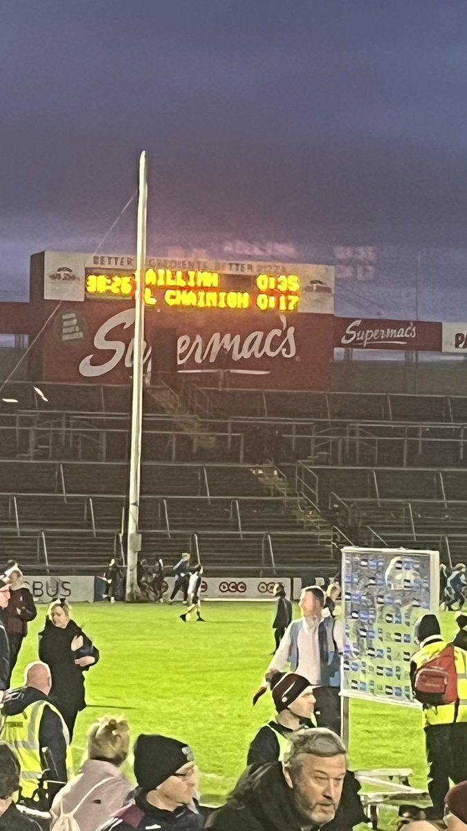 máire cáit tweet media