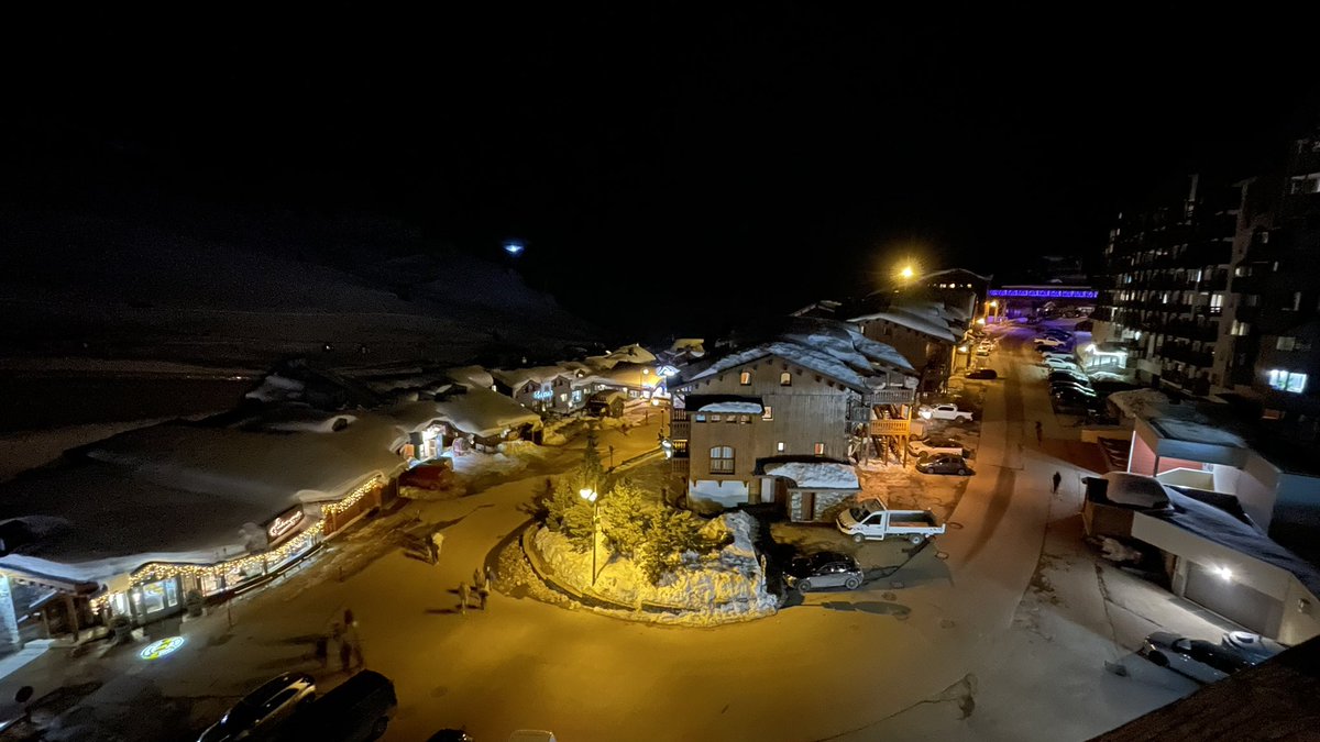 sunriseblade's tweet photo. Finally arrived! #ValThorens https://t.co/GBtWvlxNHm
