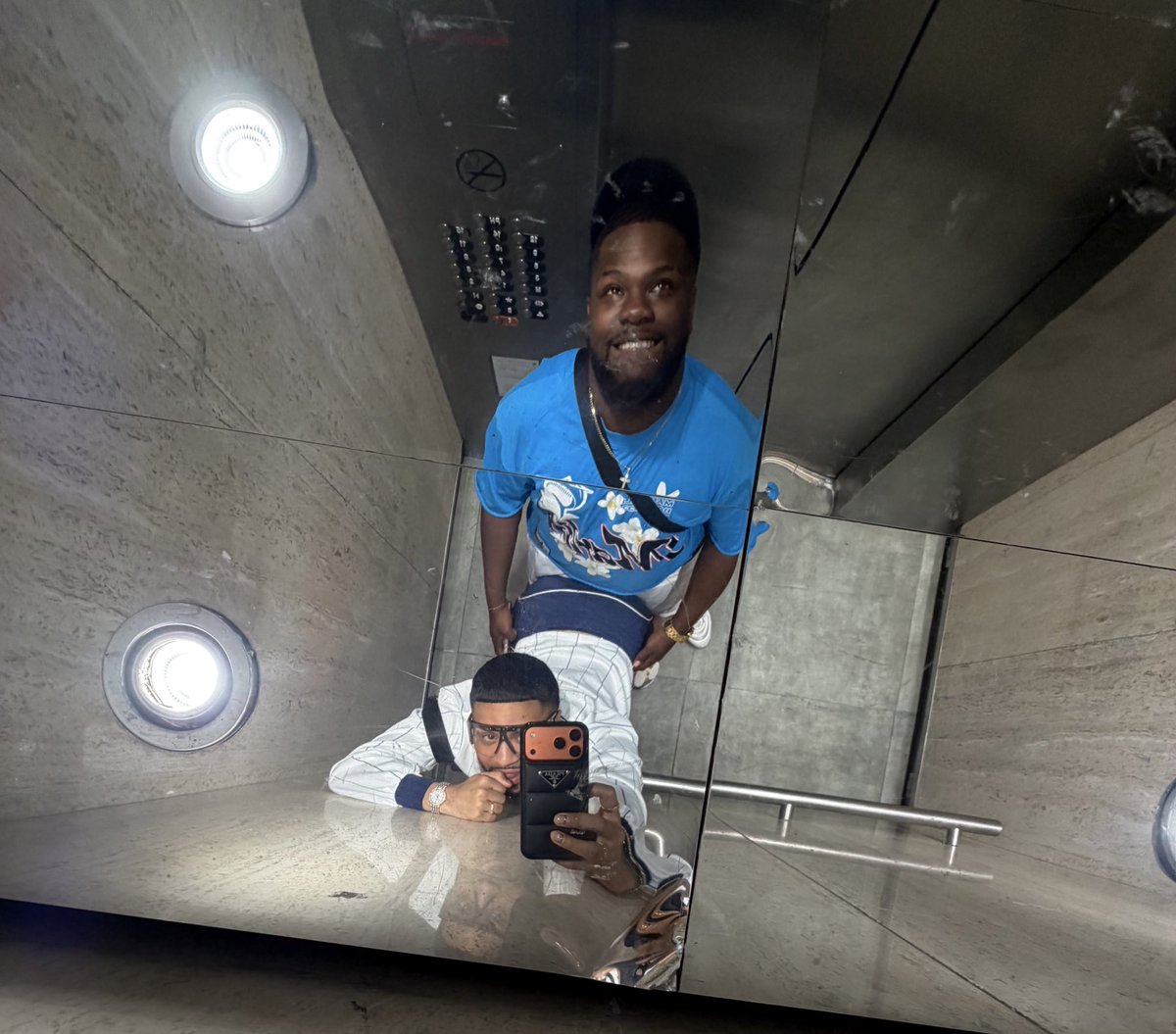 Blkgaylord's tweet photo. https://t.co/5mtjpweayj
