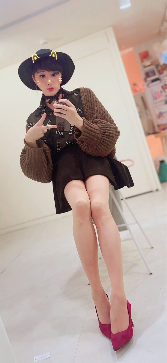 냥아치s💕 tweet media