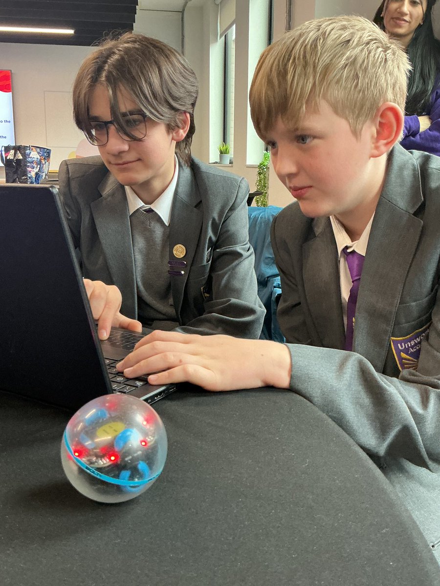 Unsworth Academy tweet media