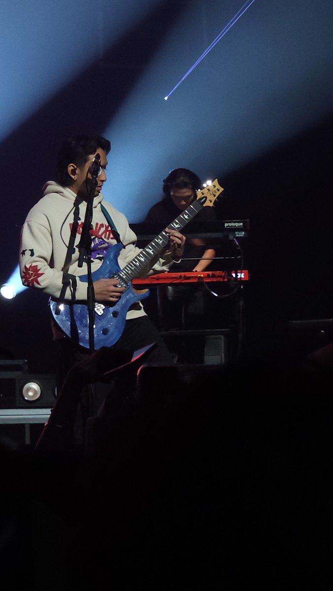 nis 😎 tweet media