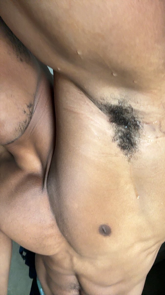 Svllater tweet media