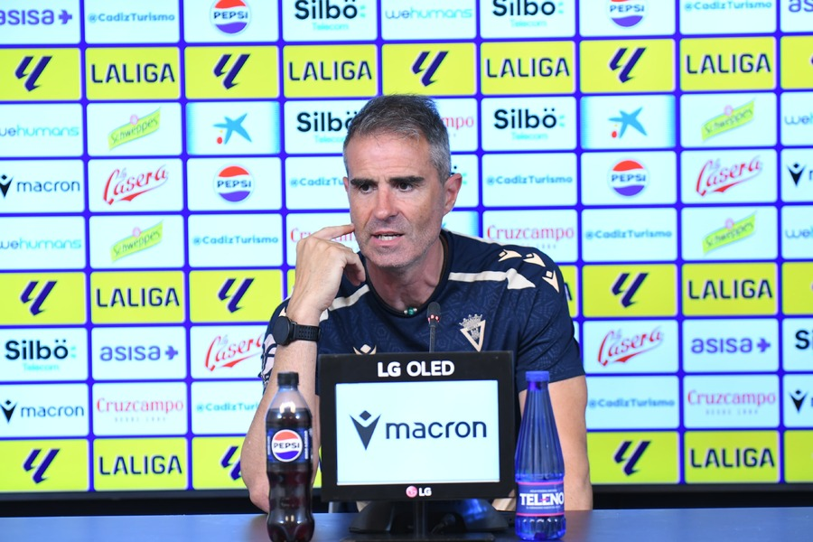 ‼️💛 ÚLTIMA HORA | Gaizka Garitano deja de ser entrenador del Cádiz

⚽️ El equipo trabaja en la opción de Sergio González

📻 Informa <a href="/Idelavarga/">Ignacio de la Varga</a>