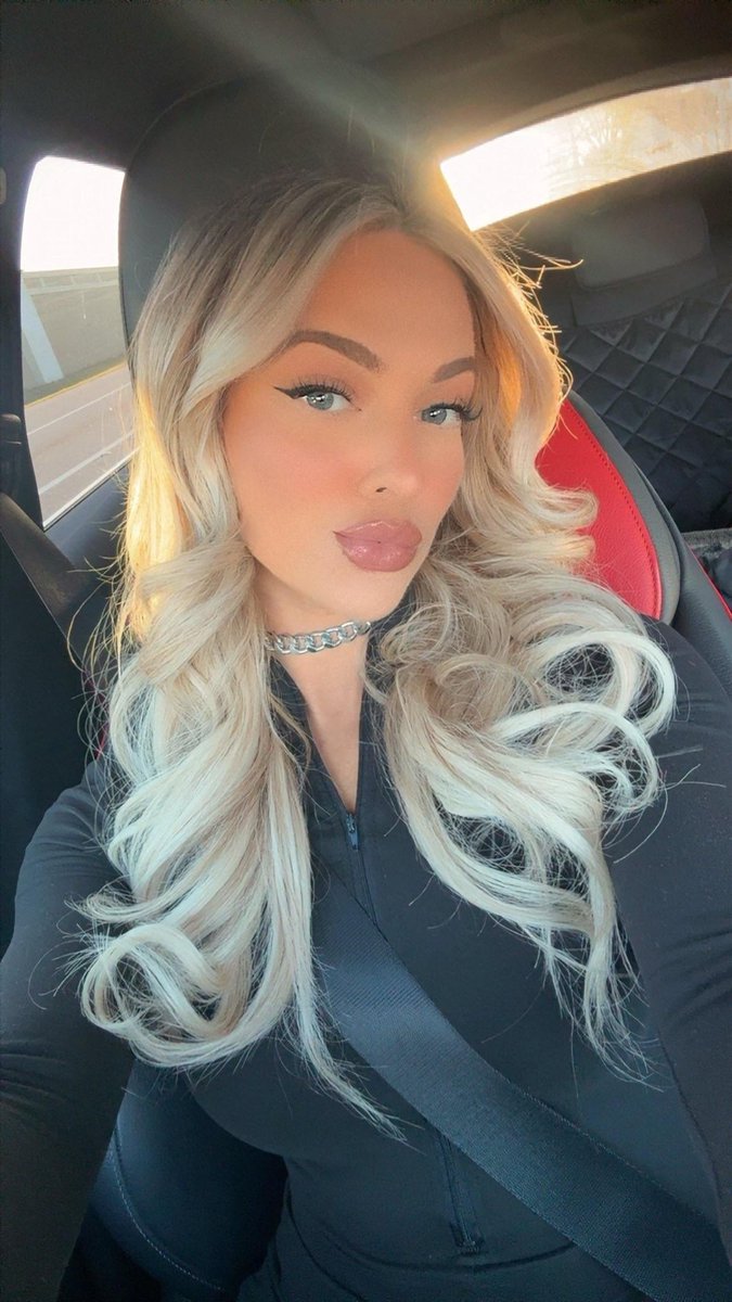 Bad bitch -- Not@/Karmen_WWE tweet media