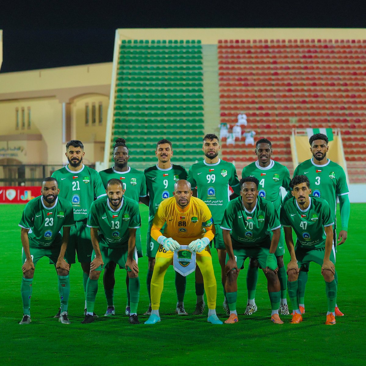 نادي النهضة العماني tweet media