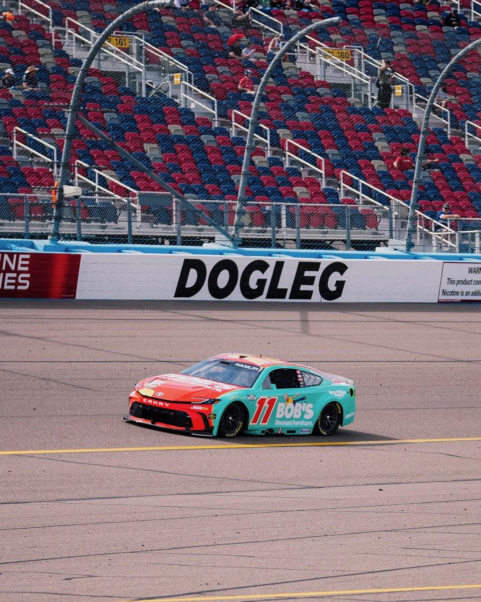 Joe Gibbs Racing tweet media