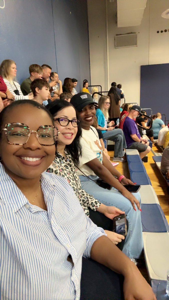 Lacey Walker tweet media