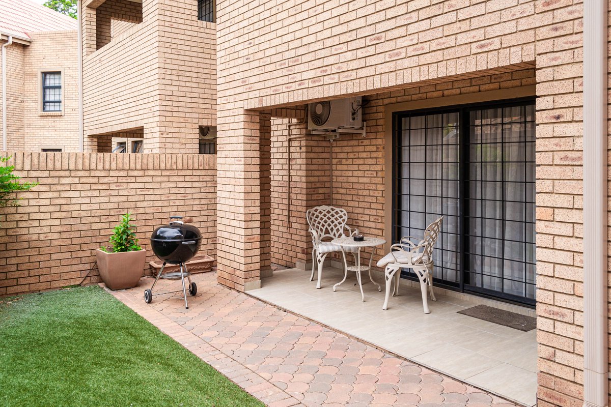 Relocating temporarily or staying for an extended project? Camelot provides the kind of space that makes longer stays feel natural and settled.

For more information visit camelotpotch.co.za.

#ExtendedStay #CamelotPotchefstroom #LuxuryApartments #PotchefstroomLiving