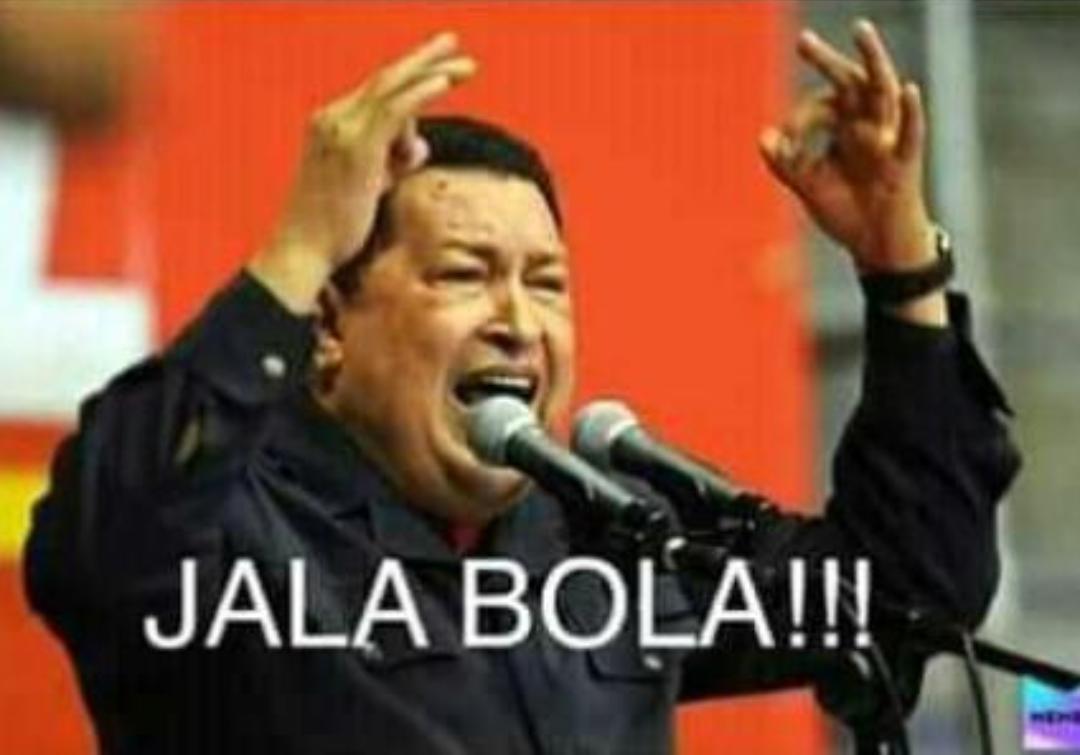 luchoestoico's tweet photo. @delcyrodriguezv @realDonaldTrump Jajajajajja como me gustaría que Chávez estuviese vivo para que se muriera de nuevo jajajaja https://t.co/vSnFvTXOUK
