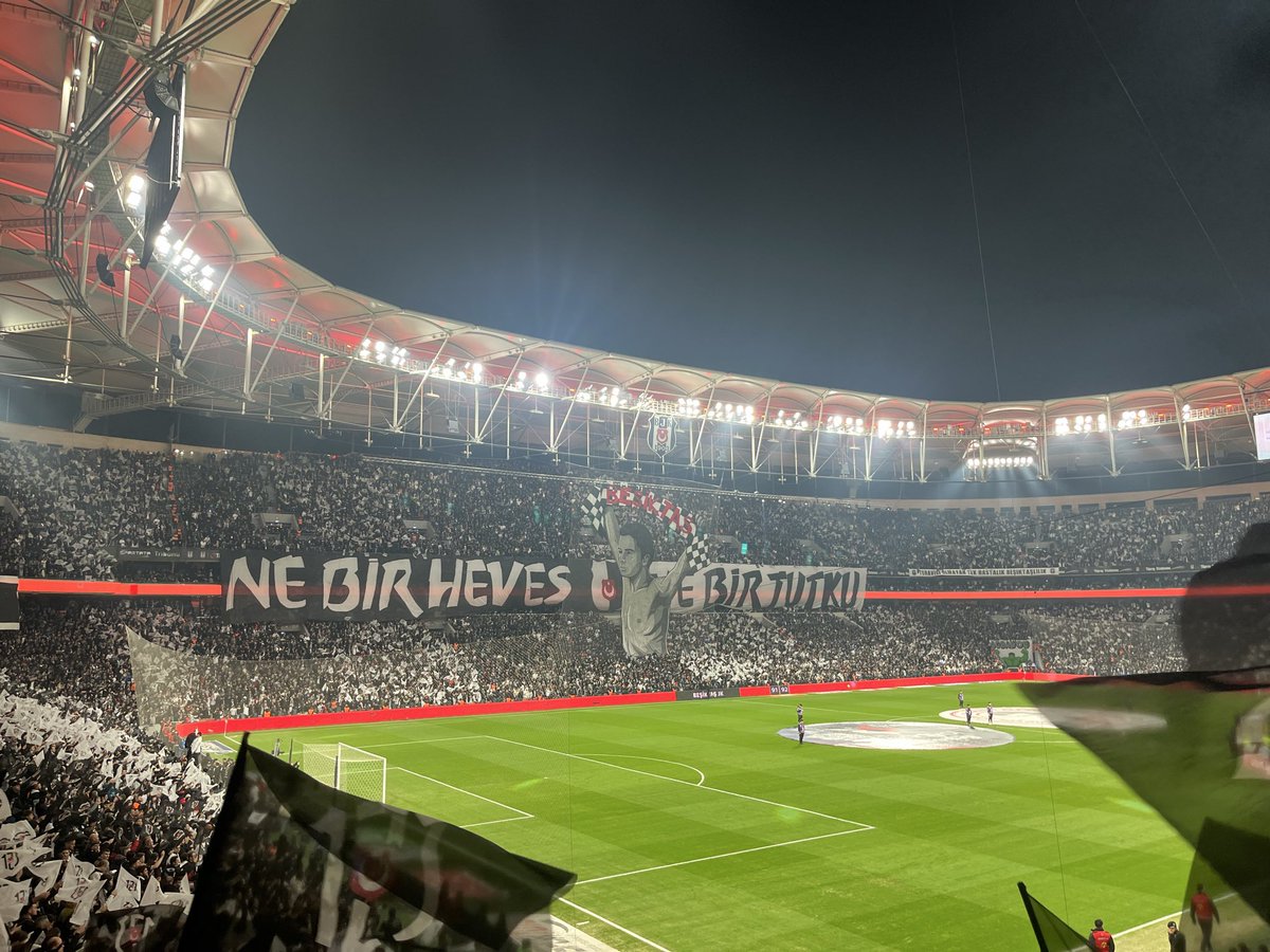 KaraosmanogluN's tweet photo. @Besiktas https://t.co/LQeyAQh2nu