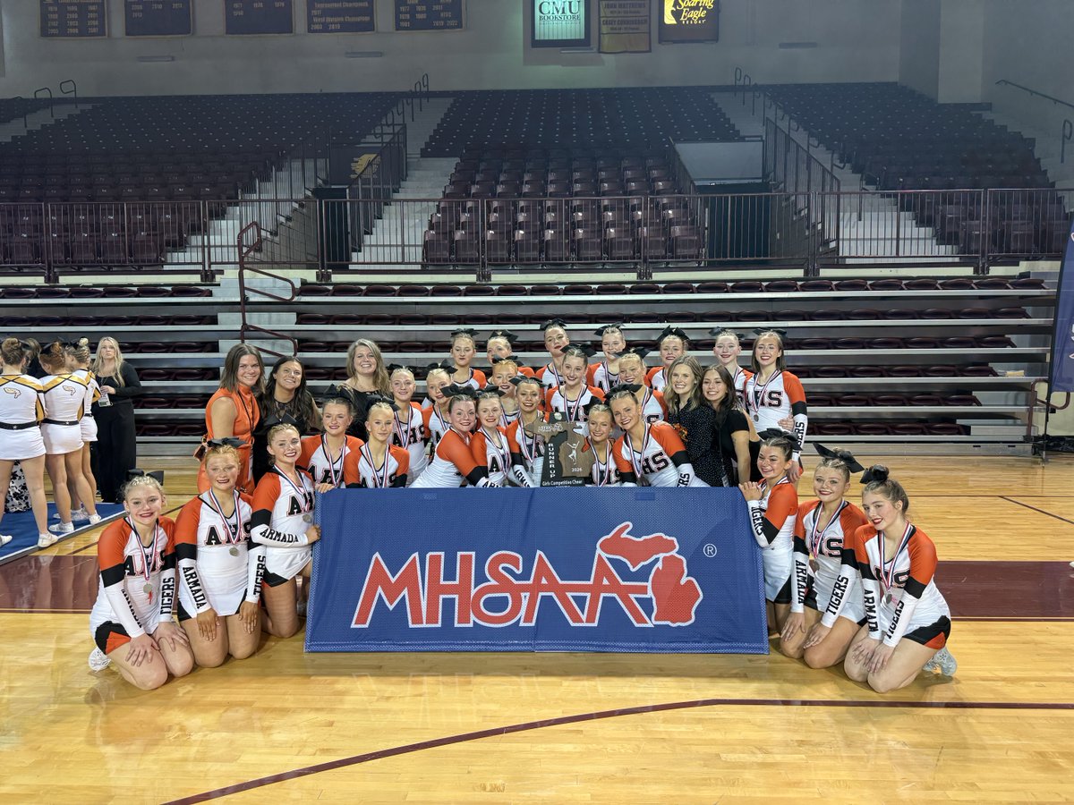 ArmadaSchools's tweet photo. Congrats to AHS Competitive Cheer on a 2nd place finish at the MHSAA D3 State Finals! 🐅👍🏻 https://t.co/3ySwB7AhvY