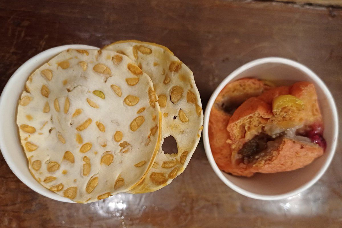 Sudatip_ni's tweet image. #SIAMSQUAREONE 📲