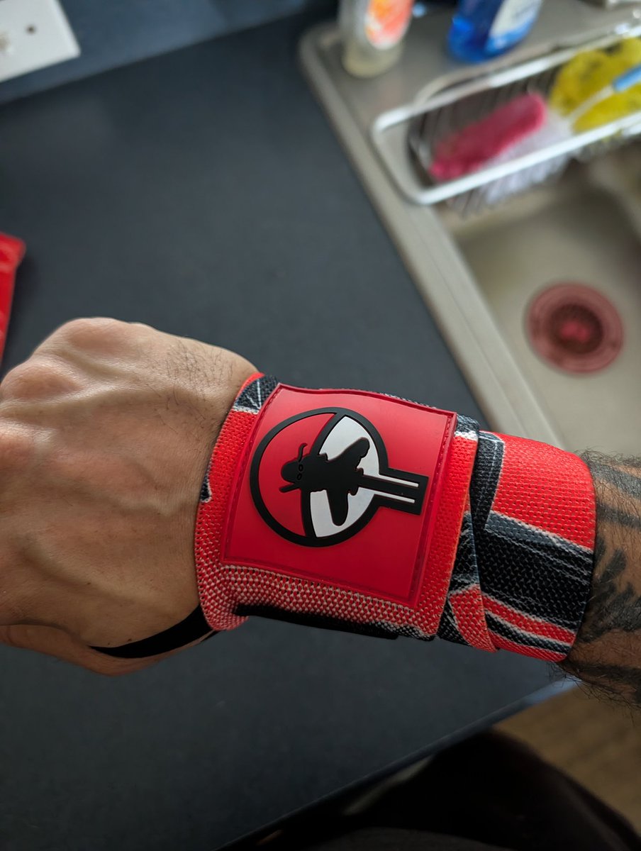 Coruptify tweet media