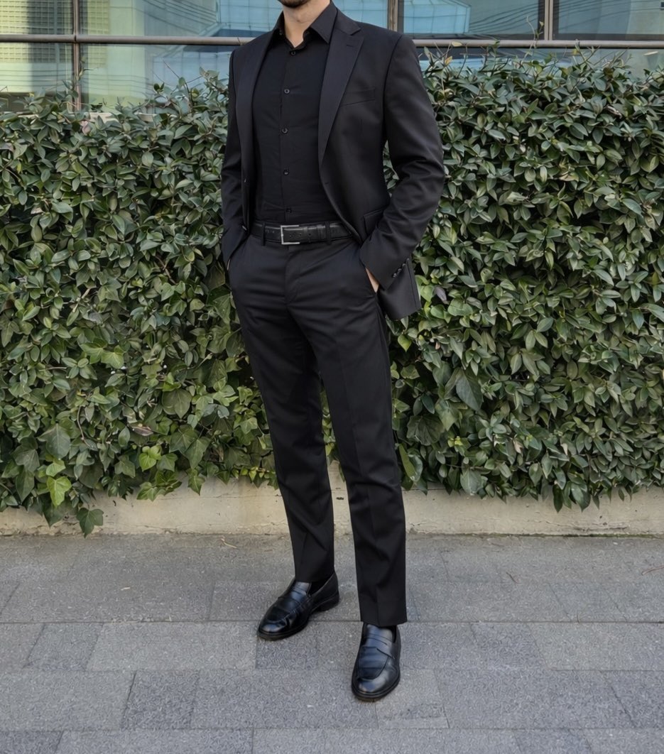 Suited Guy tweet media