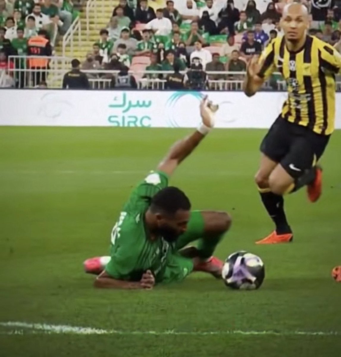 طارق tweet media