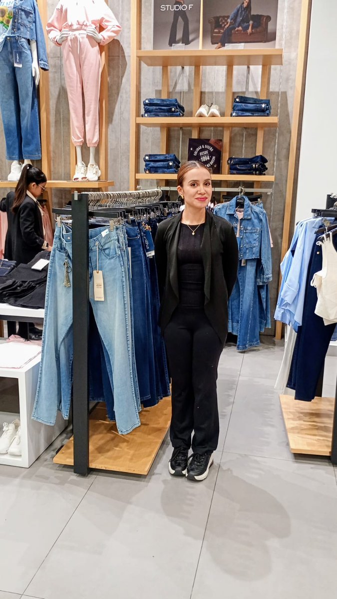 quintopodergt's tweet image. 👗💳 Studio F y TARCRESA lanzan en Guatemala la nueva Tarjeta de Crédito Studio F: ✨ Promociones exclusivas ✨ Financiamiento en cuotas ✨ Acceso preferencial a lanzamientos
👉 Moda y soluciones financieras en una sola experiencia. #StudioF #TARCRESA quintopoder.com.gt/2026/03/07/stu…