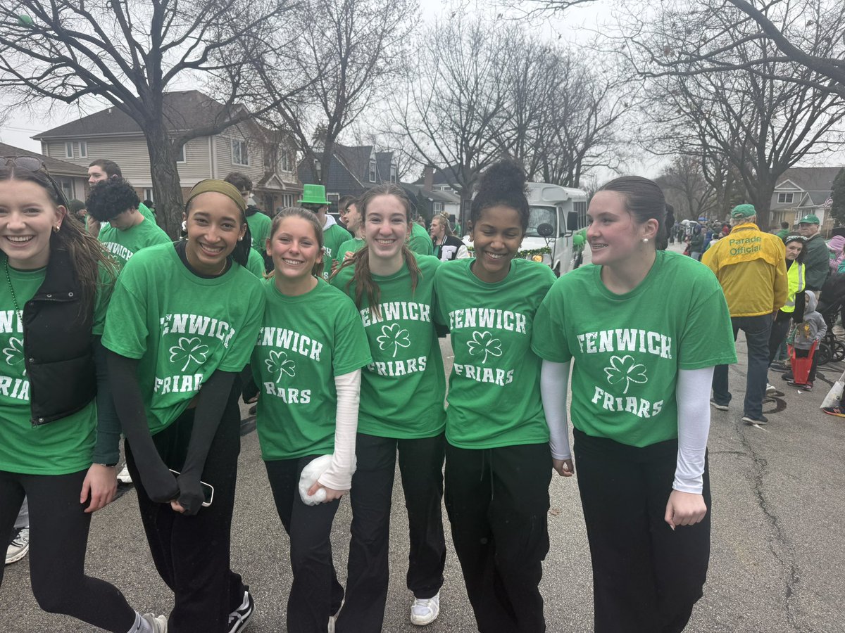 friargirlsbball's tweet photo. Friars in the Elmhurst St. Patrick’s Day parade. https://t.co/jZk7o6o9Fq