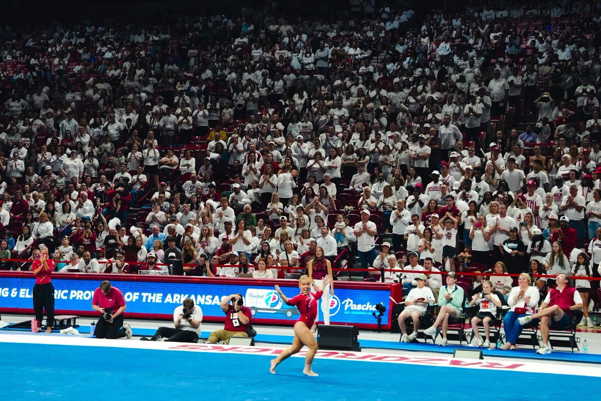 Arkansas Gymnastics 🐗 tweet media