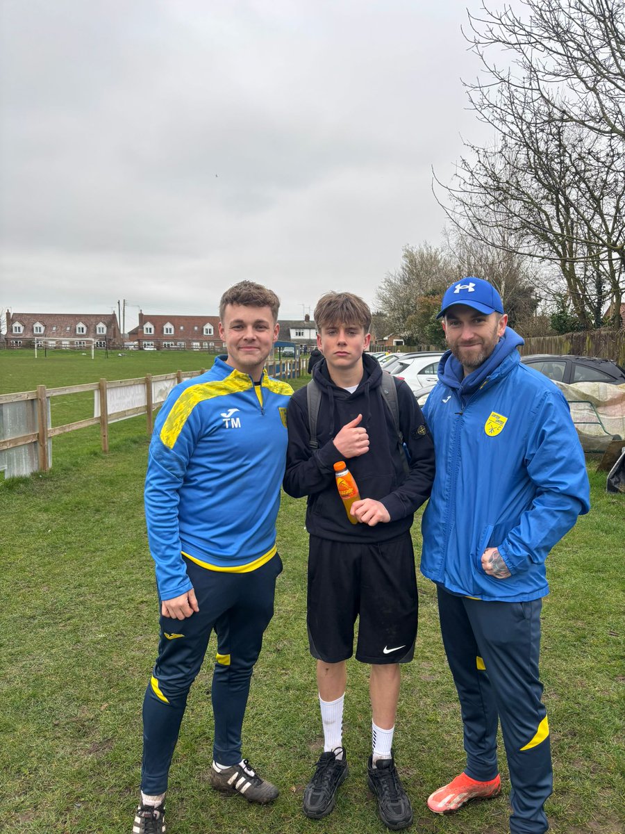 Gayton United tweet media