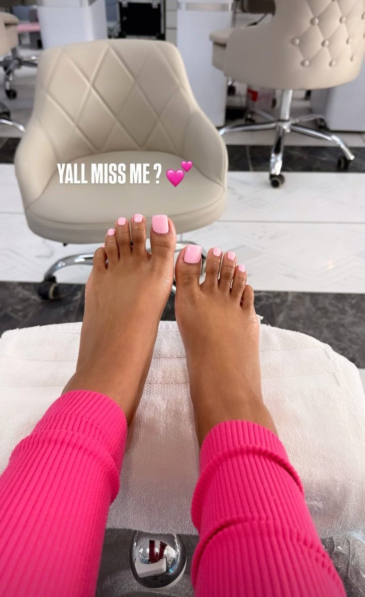 JustMik3ii's tweet image. That fresh Pedicure hit different 💕

#feet #nails #nailpolish #pinkpinkpink #pinktoes #nailsalon #new #fyp #gorgeousfeet #nailsoftheday #pedicure #explore #trending #trend