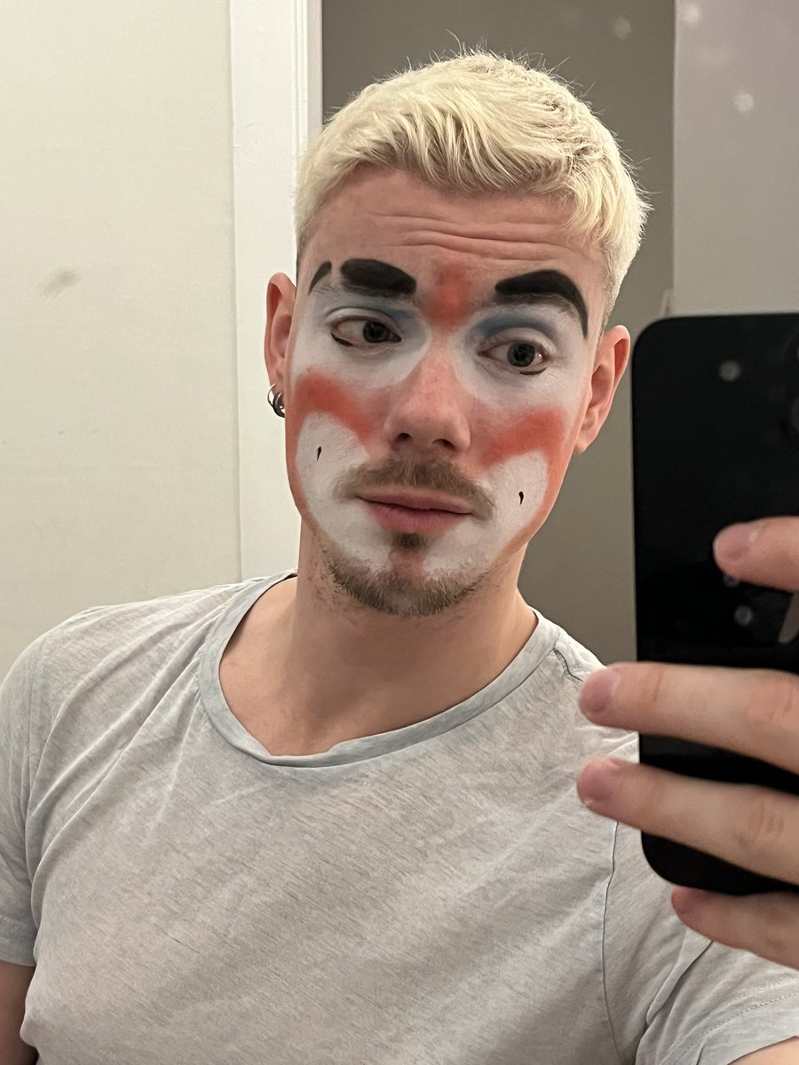 The Muckle Stoater tweet media