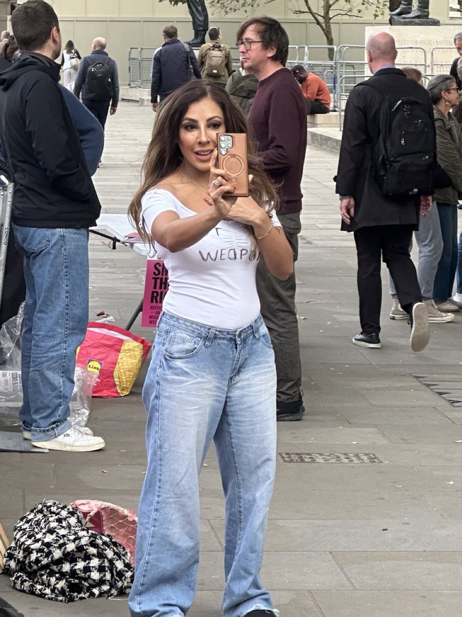 Benonwine tweet media